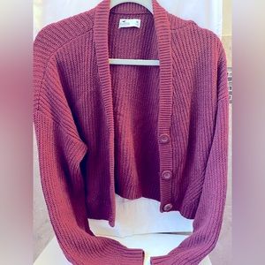 Hollister size medium cropped 3-bottom sweater